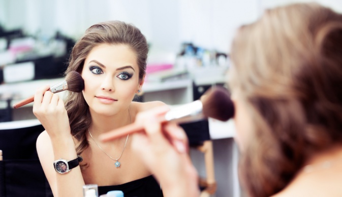 Макияж для русых девушек: мнение эксперта