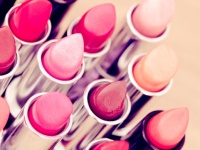 Что должно быть в летней косметичке