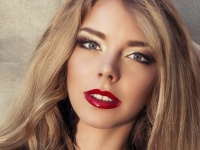 ТОП-7 средств для снятия водостойкого макияжа: лето 2014