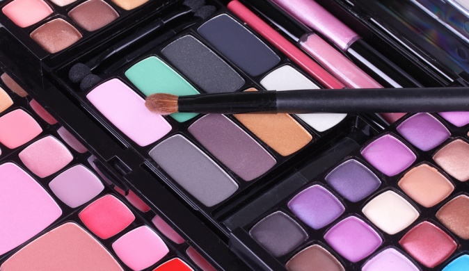 Как наносить тени