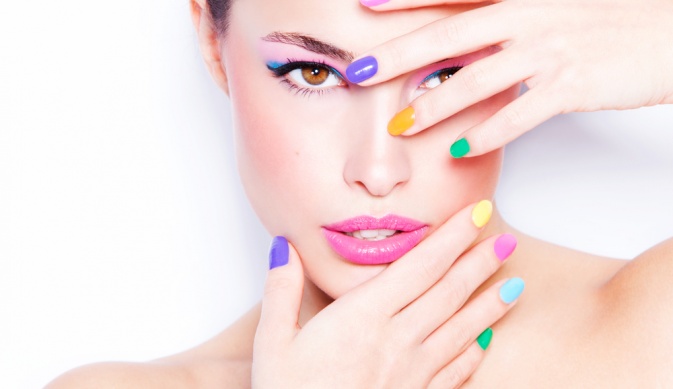 Макияж в лиловых тонах: лето 2014