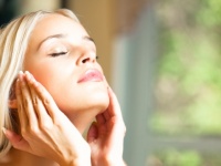 Уход за лицом перед нанесением косметики