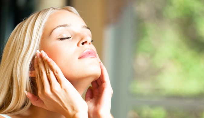 Уход за лицом перед нанесением косметики