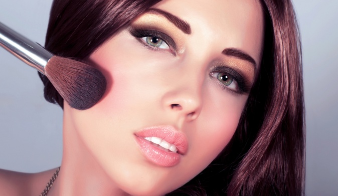 Крем-пудра: использование летом