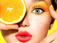 Акцент на румяна: 4 макияжа