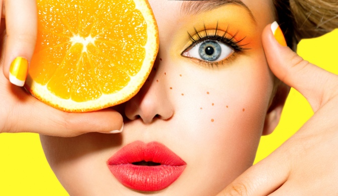 Акцент на румяна: 4 макияжа